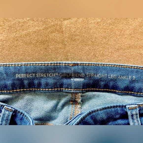 Chico’s Girlfriend Ankle Jeans - Picture 3 of 4